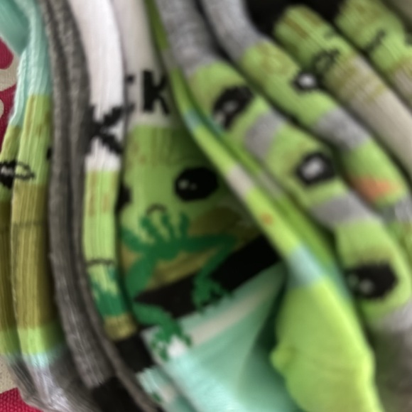 New with tags, Star Wars Mandalorian, socks, 2T-4T - Picture 3 of 4